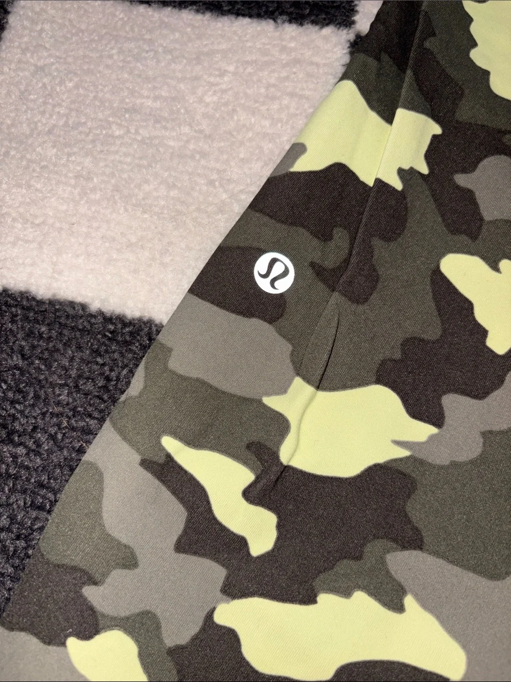 NWOT Lulu lemon leggings.